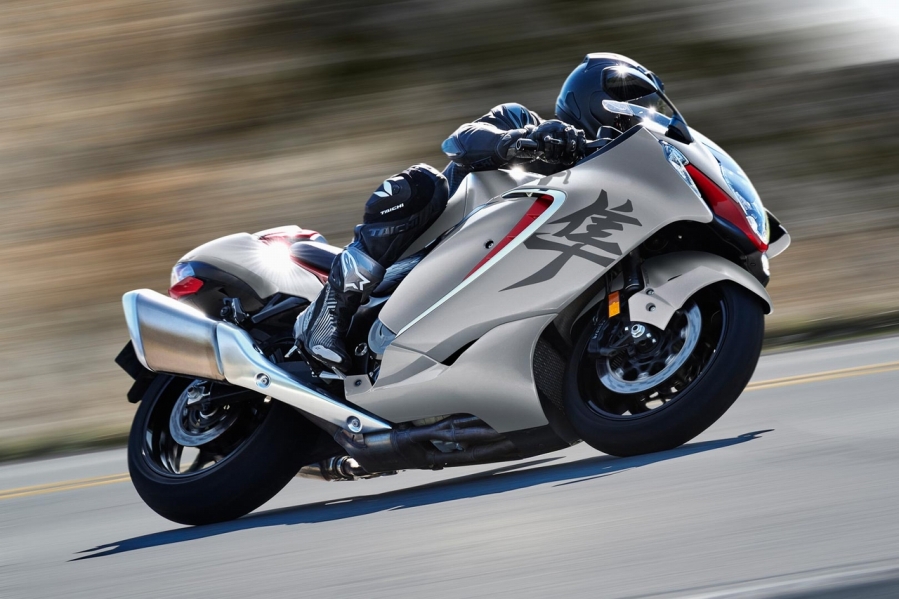 2022-Suzuki-Hayabusa-First-Look-superbike-hyperbike-motorcycle-7.jpg 2022-Suzuki-Hayabusa-First-Look-superbike-hyperbike-motorcycle-7.jpg